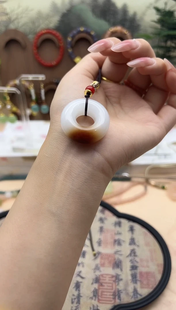 颈饰未镶嵌和田玉196
