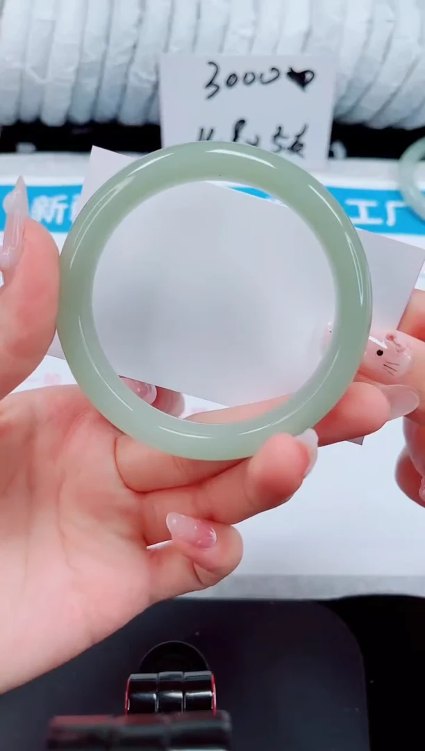 未镶嵌手镯石英质玉80-56/57