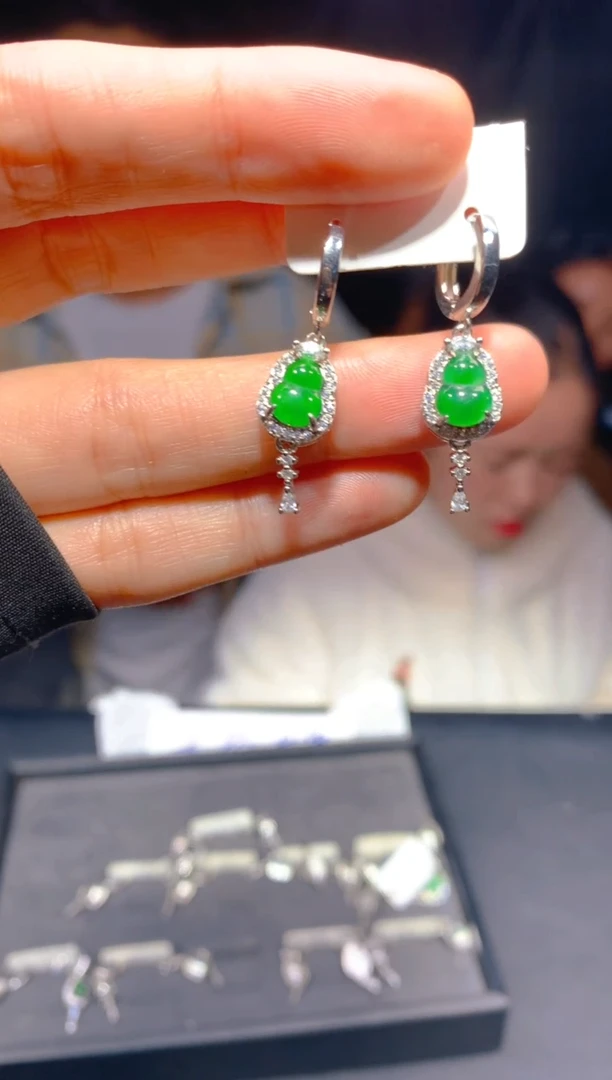 【闪购商品】定制翡翠未镶嵌35多样性发货（发其一）