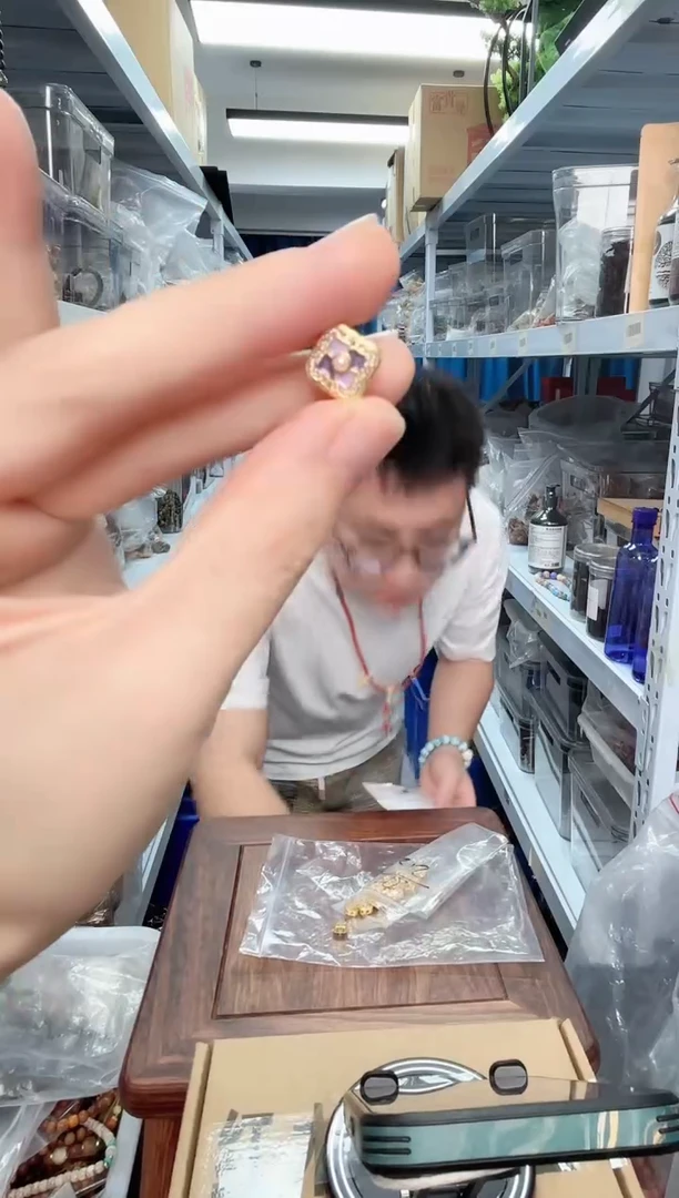木方形小配饰一个