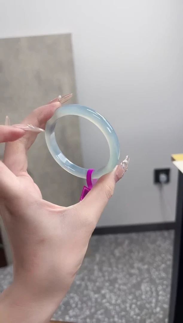 【闪购商品】玛瑙/玉髓手镯未镶嵌56圈 需要包容