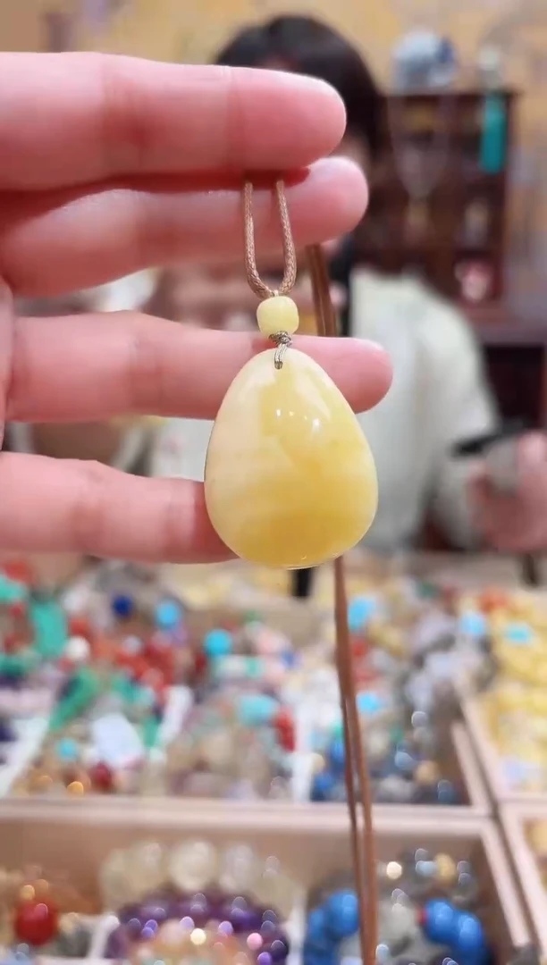 蜜蜡颈饰未镶嵌设计款珠串