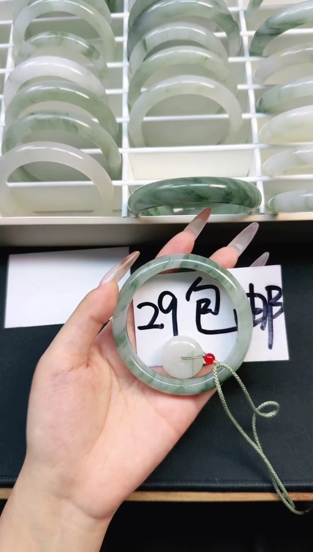 未镶嵌手镯石英质玉8-61/62