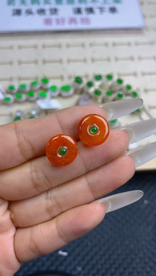 翡翠裸石天然翡翠蛋面115