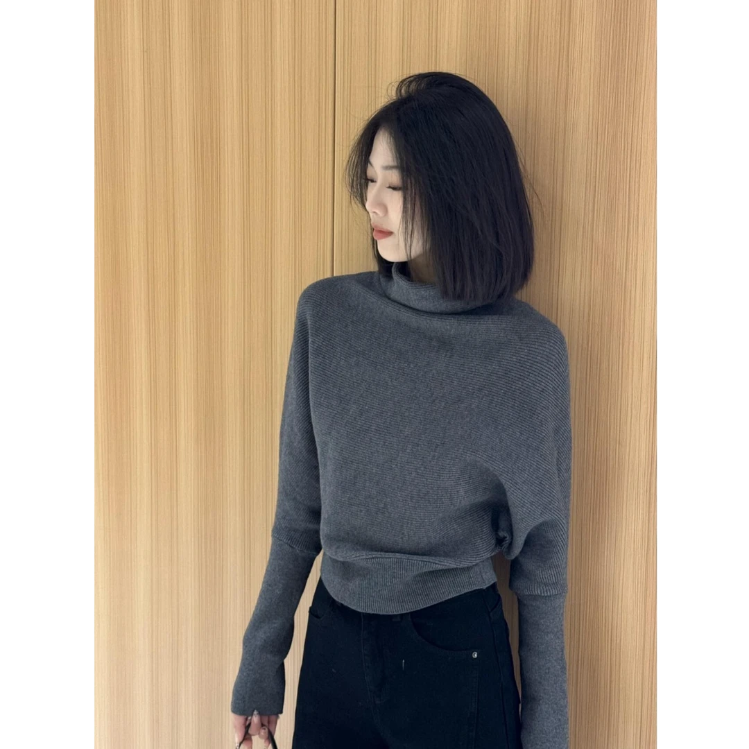 慵懒风半高领蝙蝠袖针织衫女2025新款秋冬季显瘦百搭灰色毛衣上衣
