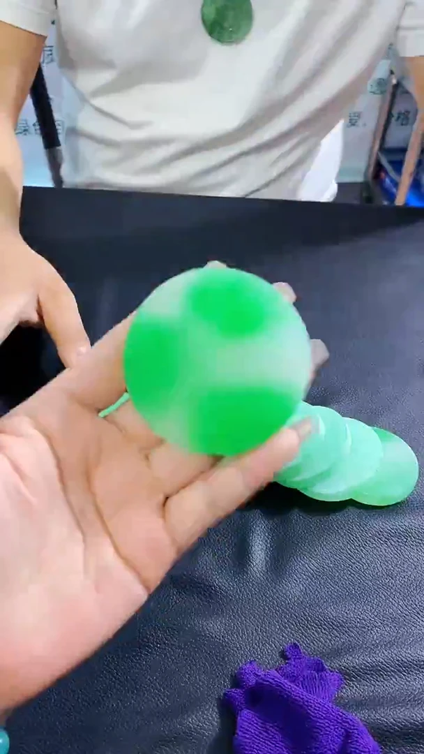 玉冰飘花镯心圆牌毛料一个卡50以上