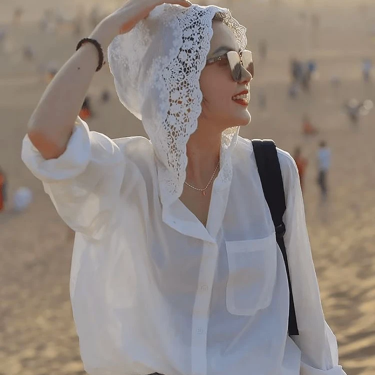 洋气高端别致衬衣2025新款秋季蕾丝镂空连帽设计感衬衫防晒薄外套