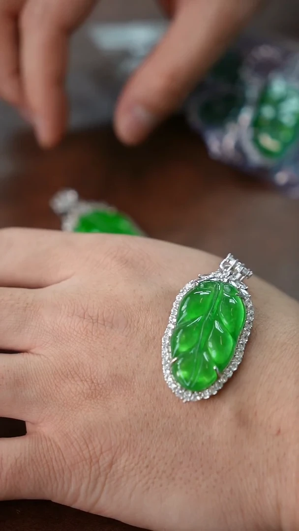 1021号一叶暴富吊坠