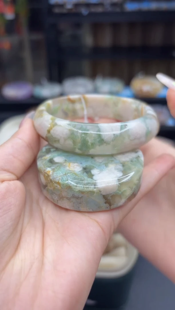 石英质玉手镯未镶嵌133(60圈赠送镯心)