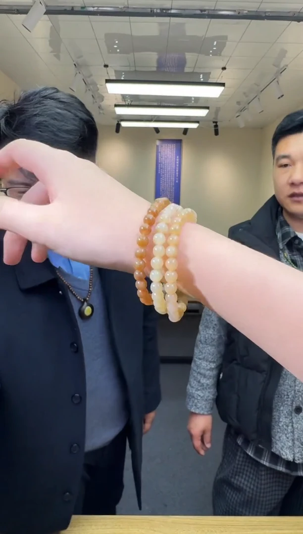 未镶嵌手串和田玉多样性发一件 436