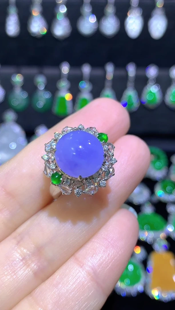 18K金镶嵌戒指翡翠高冰紫罗兰蛋面戒指