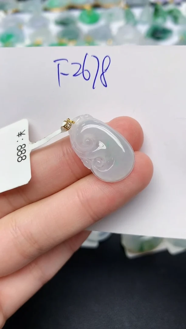 颈饰18K金镶嵌翡翠 天然缅甸A货翡翠百元以上9元证书费自理