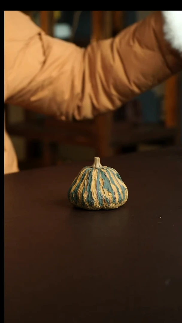 茶杯紫砂32号 贝贝南瓜盖置 宜兴紫砂原矿作品