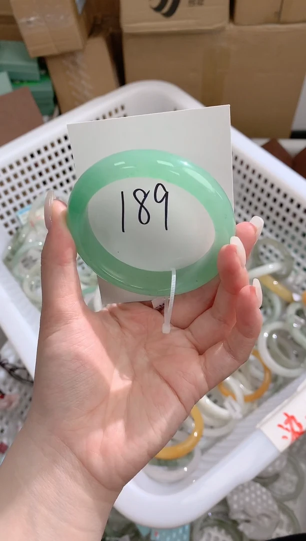 石英质玉手镯未镶嵌K189-56