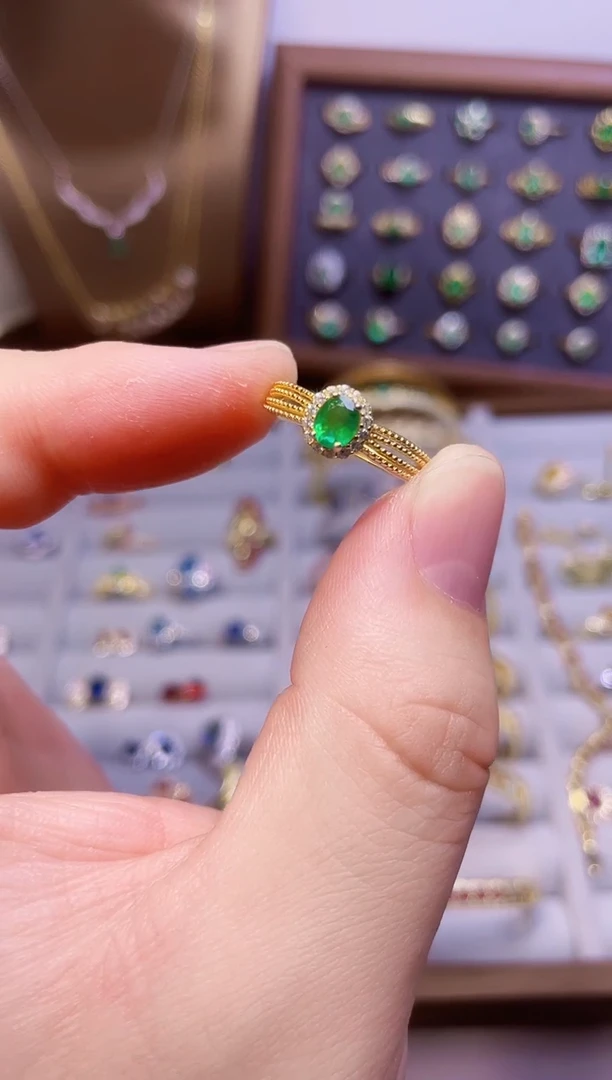 【闪购商品】祖母绿戒指银S925镶嵌一枚