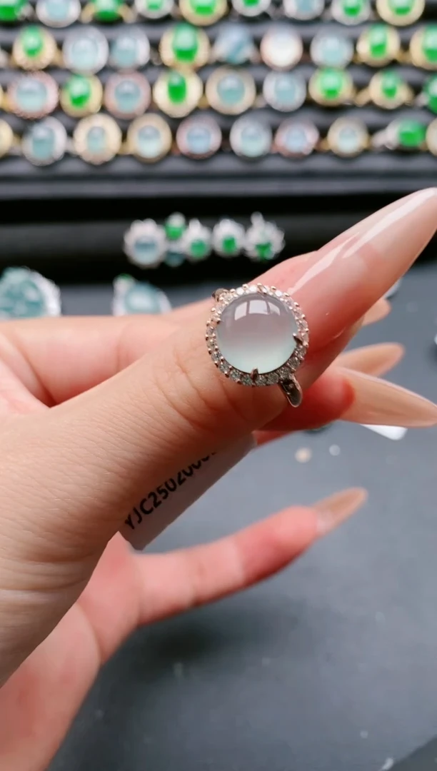 【闪购商品】翡翠戒指银S925镶嵌111111