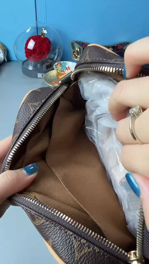 PU1750手工无品牌， 七天无理由