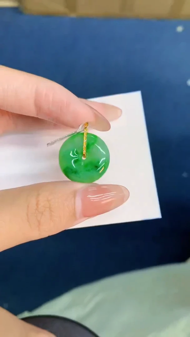 翡翠18K金镶嵌吊坠(不含链)1