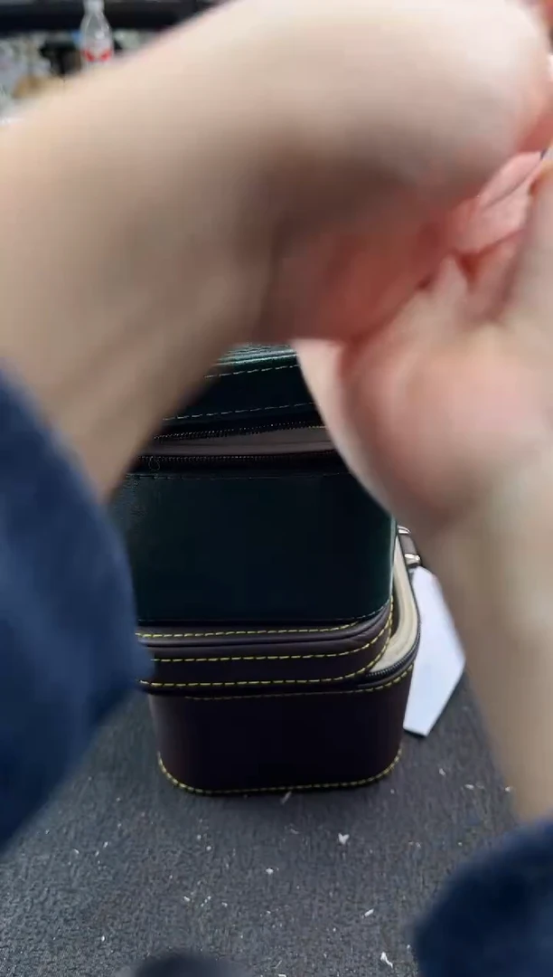 未镶嵌手镯石英质玉尘*丷圈口（赠品镯心）