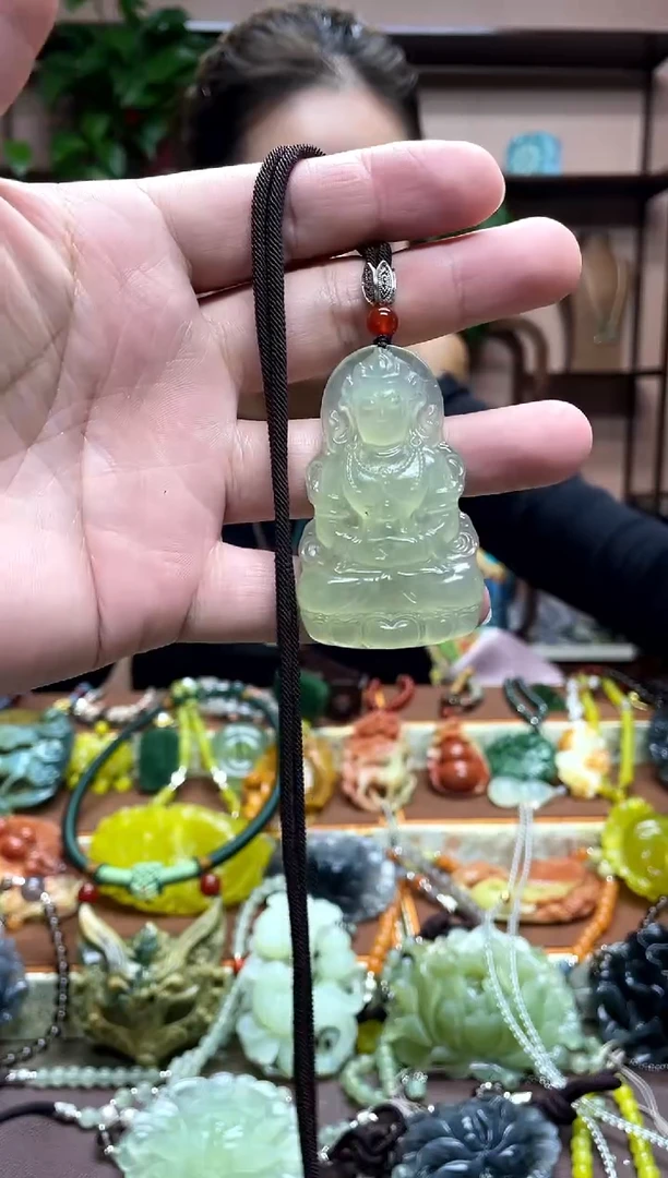 未镶嵌岫玉吊坠·1