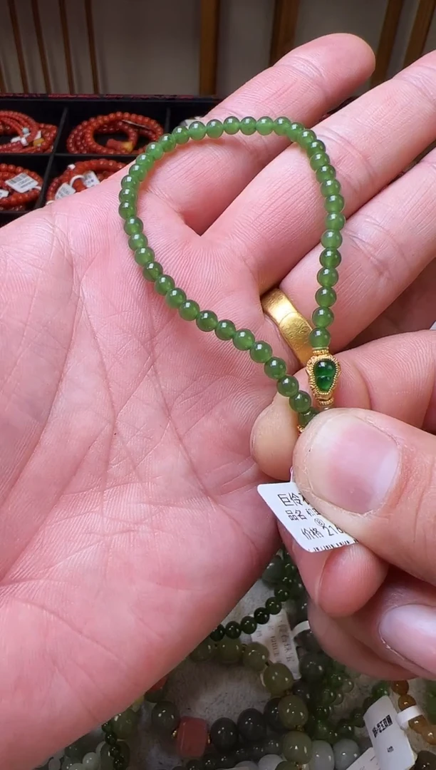 未镶嵌手链和田玉晴***夏和田玉单圈手串
