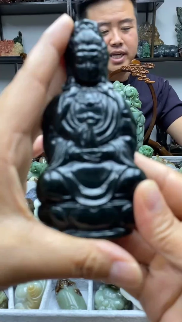 未镶嵌和田玉把件1