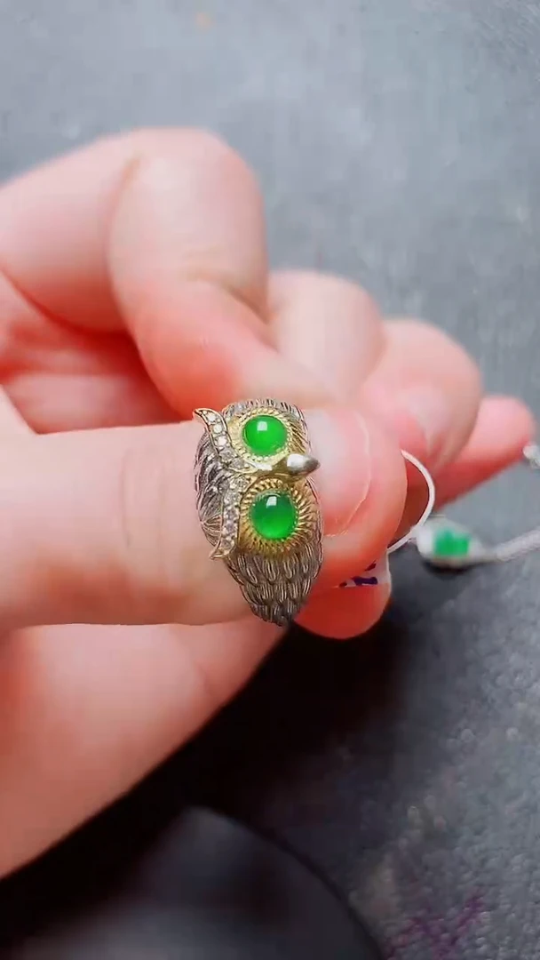 翡翠戒指银S925镶嵌翡翠