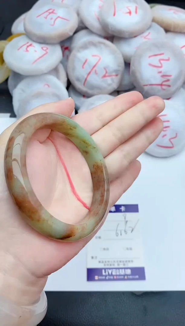 未镶嵌手镯石英质玉9+61/62