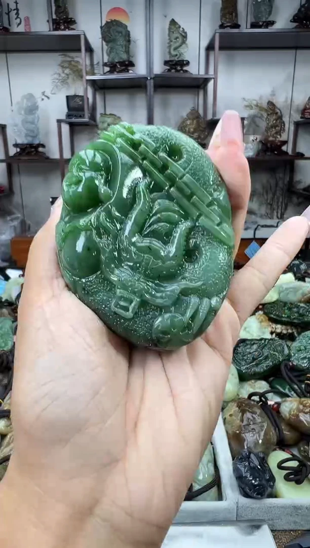 和田玉未镶嵌把件1