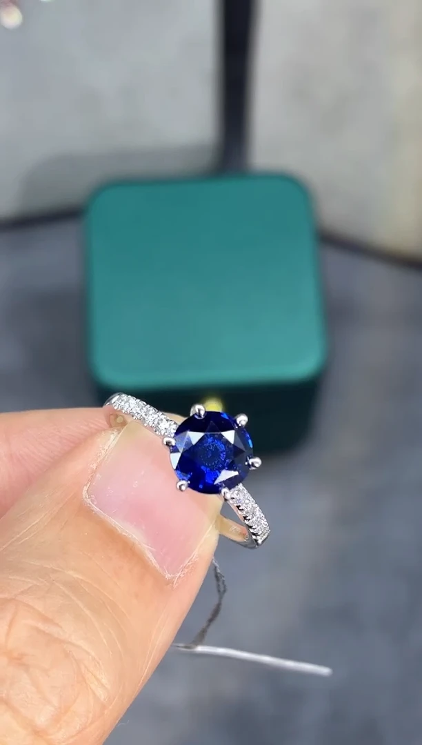 戒指蓝宝石18K金镶嵌【闪购】1.56ct/七天鉴赏/皇家蓝