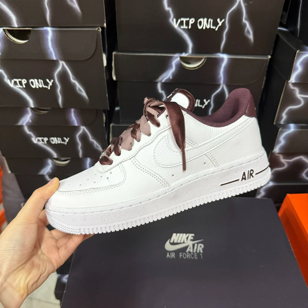 NIKE/耐克女款AF1女子白粉紫红空军一号板鞋休闲鞋HV4403-600