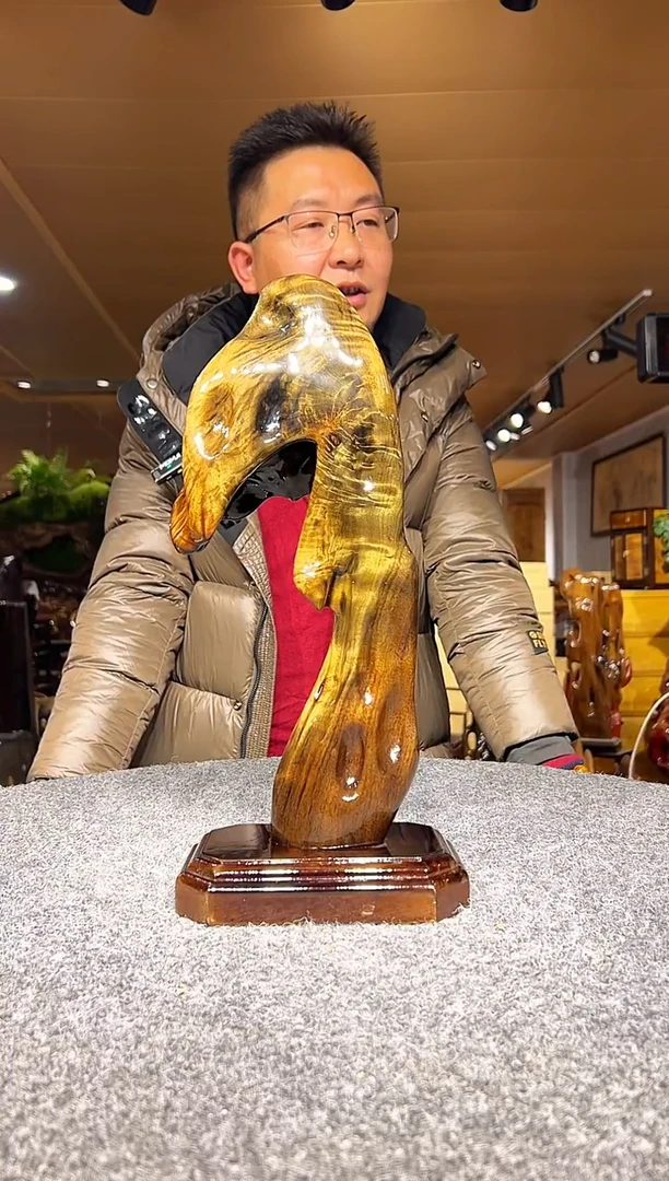 金丝楠木雕款?***?金丝楠木摆件