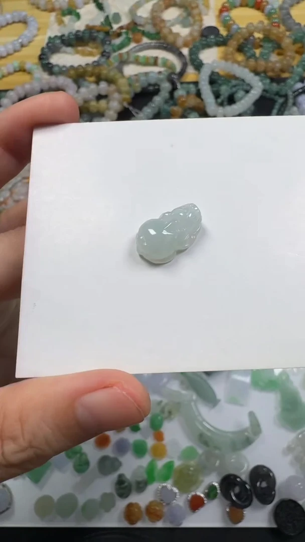 翡翠未镶嵌颈饰【闪购商品】 天然翡翠