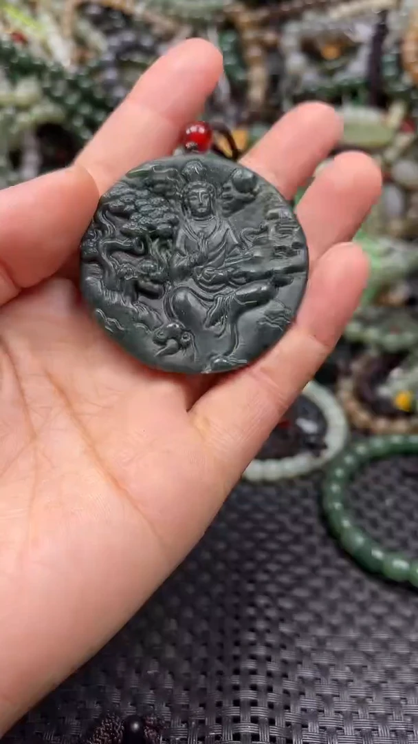 颈饰未镶嵌和田玉1