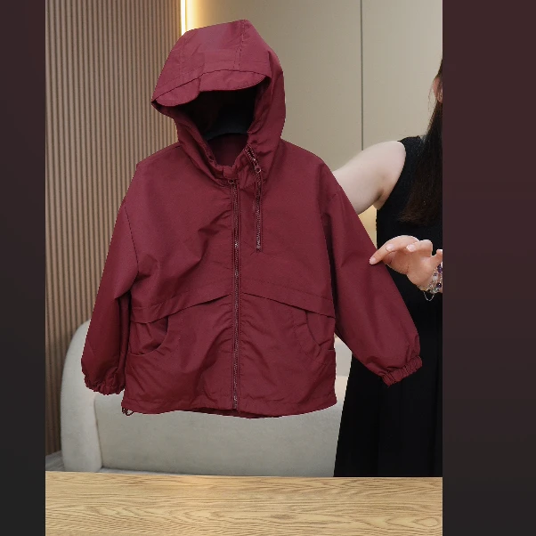 男女童春秋外套童装韩版百搭风衣中大童秋装上衣宝宝洋气冲锋衣