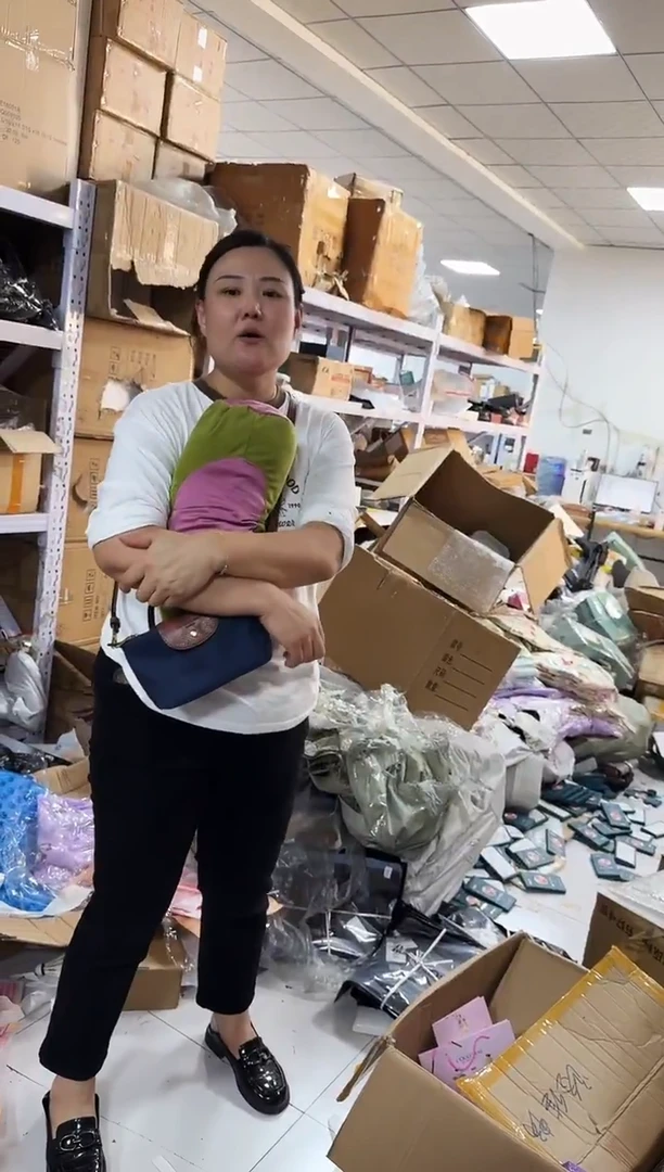 牦牛剖层皮革琪老板女包6号店超好看发图片款枕头