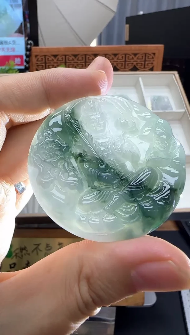翡翠挂件未镶嵌A货翡翠多样性孤品