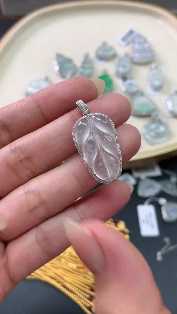 翡翠18K金镶嵌吊坠(不含链)3980