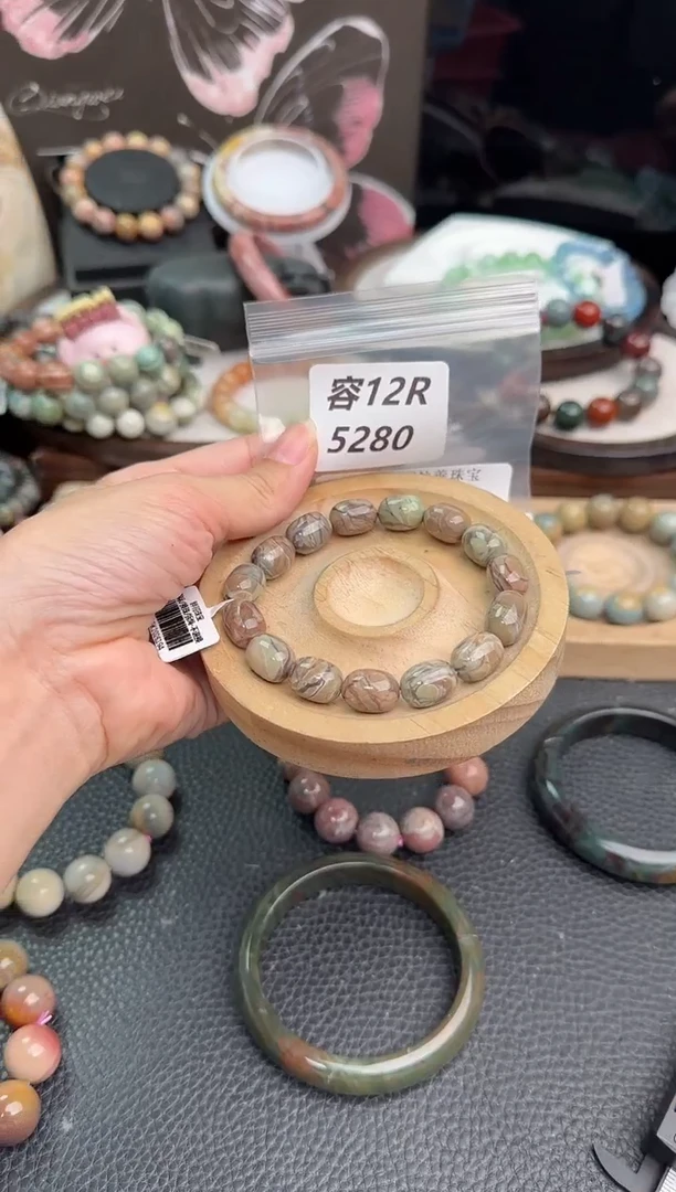 未镶嵌手链石英质玉威12R5280