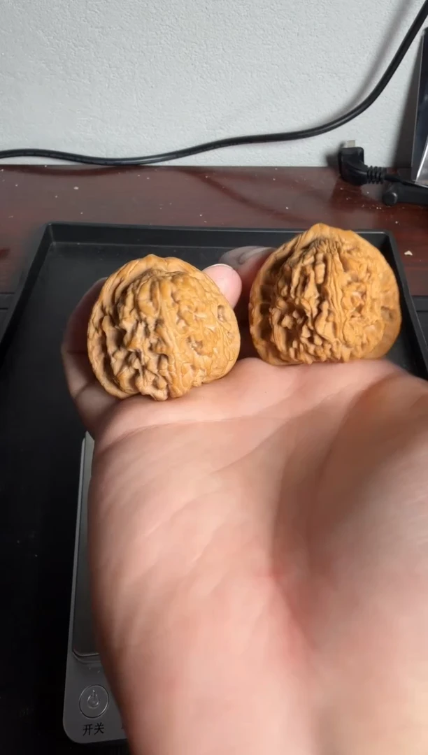 吊坠文玩核桃o*k40尺全品正三角南疆石