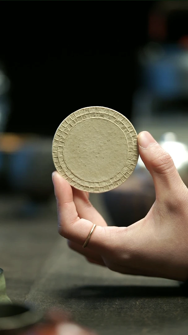 【闪购商品】潘正白玉段泥盖置111111