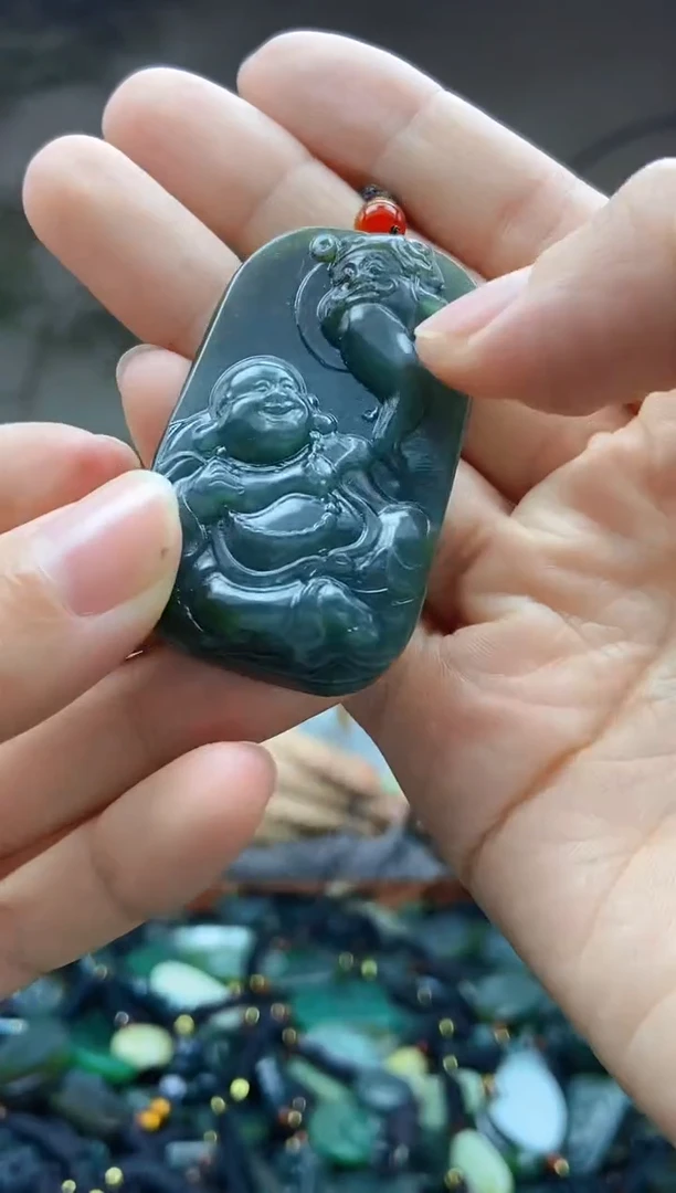 颈饰未镶嵌和田玉1
