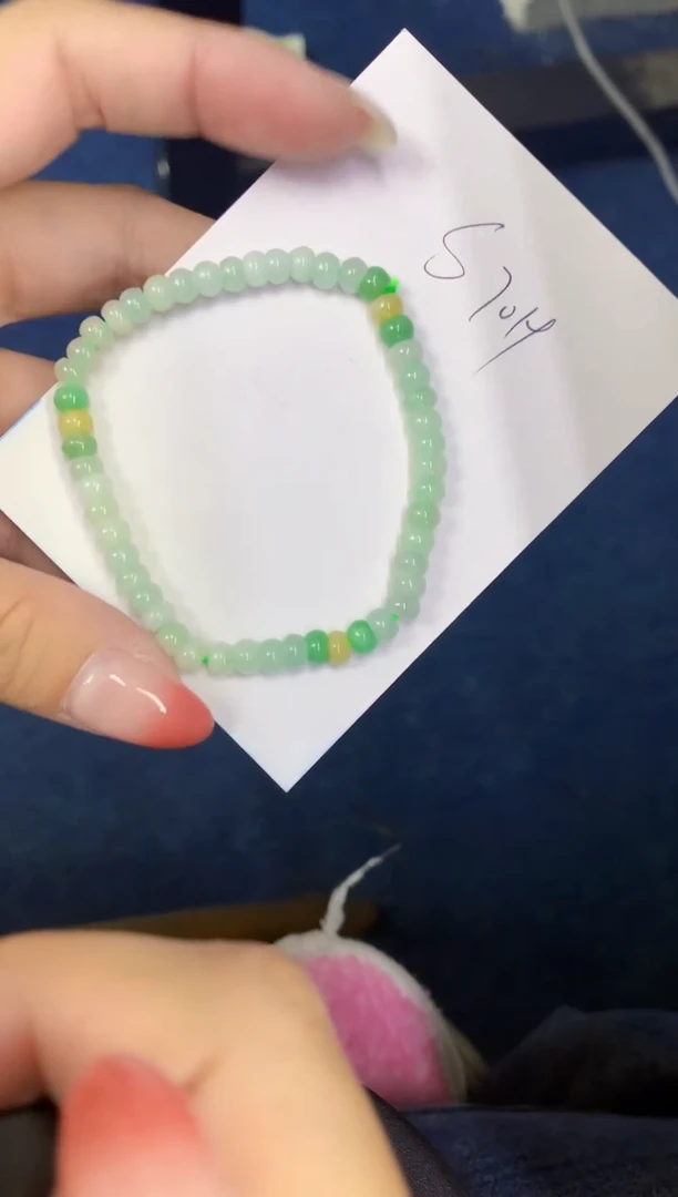 翡翠未镶嵌颈饰缅甸天然翡翠A货