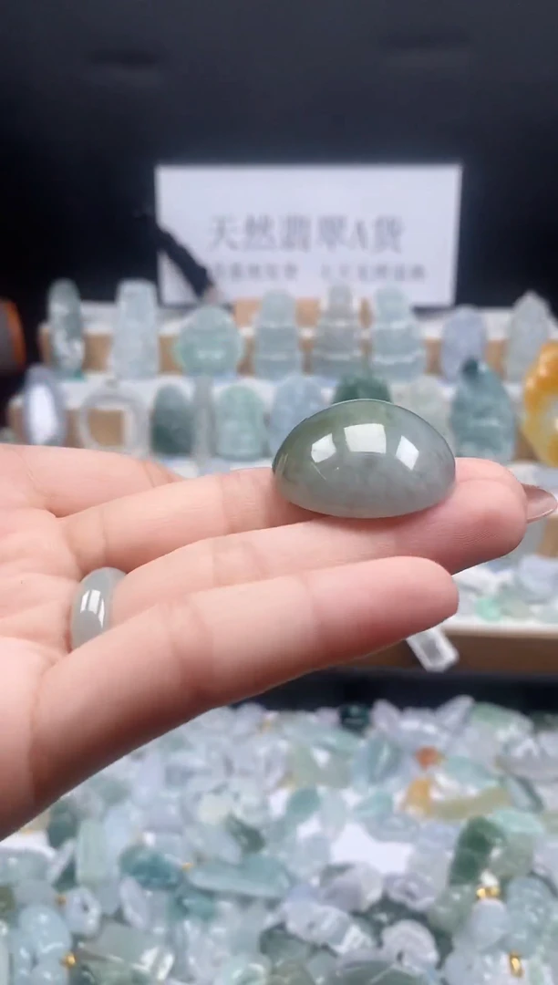 翡翠未镶嵌吊坠(不含链)21半蛋面