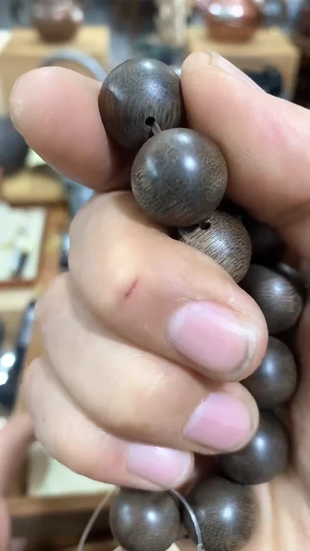 瓷片闪购商品 如图所示