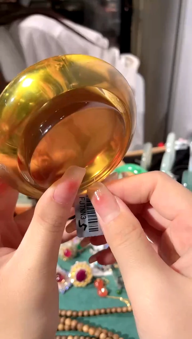 琥珀未镶嵌手镯手镯