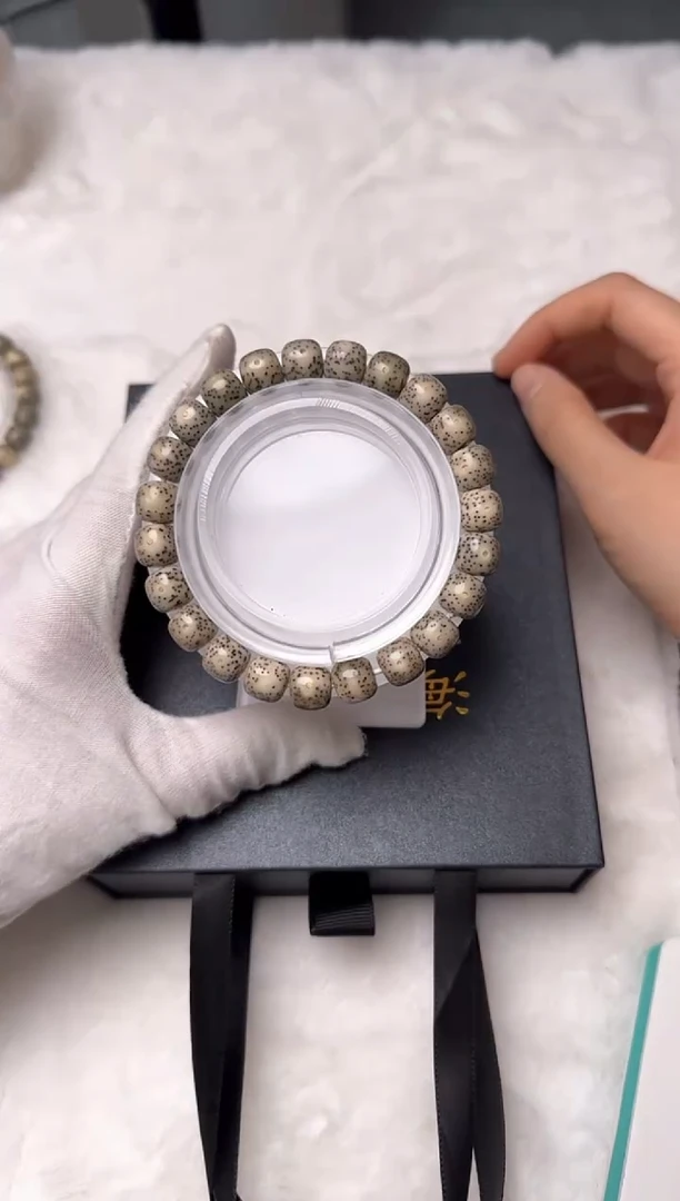 手串星月菩提灰冰大眼睛