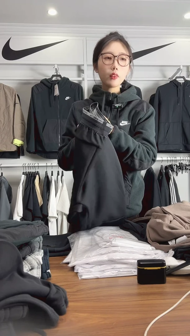 2122长裤M码110-130斤不退换