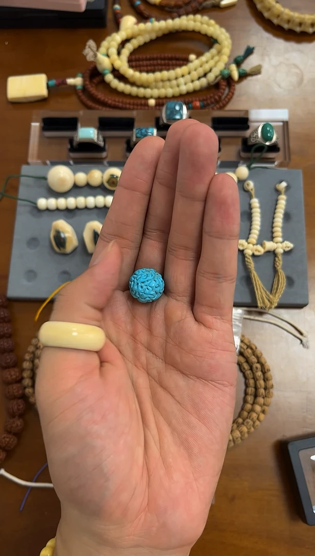 原矿绿松石小金刚16.5*15
