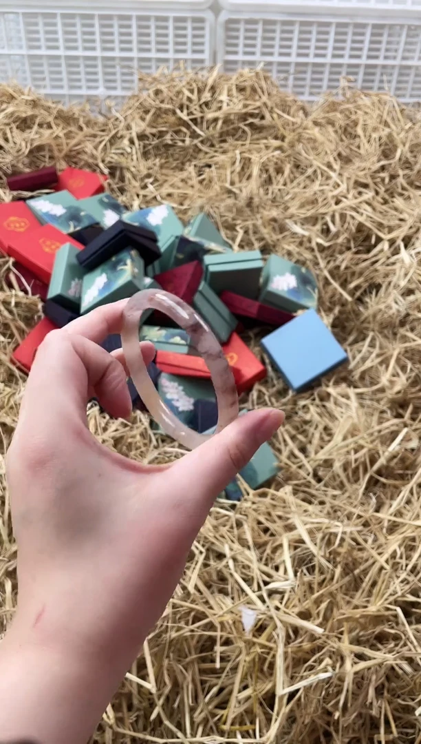 未镶嵌手镯石英质玉J-1243